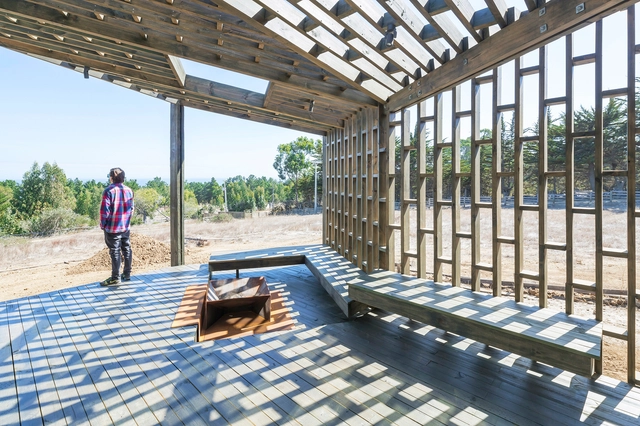 Almost Cube House / LAND Arquitectos - Houses, Deck, Beam, Fence