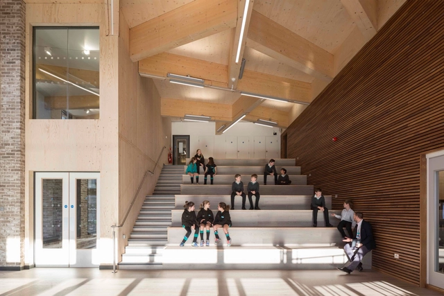 Leading Cambridge School  / Chadwick Dryer Clarke Studio - Escuelas