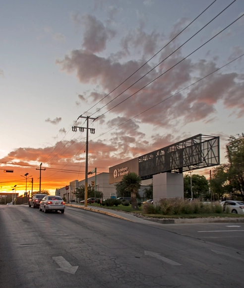Caseta I y Acceso ITESM Chihuahua / Urbánika + Oscar Vidaña - Renovación