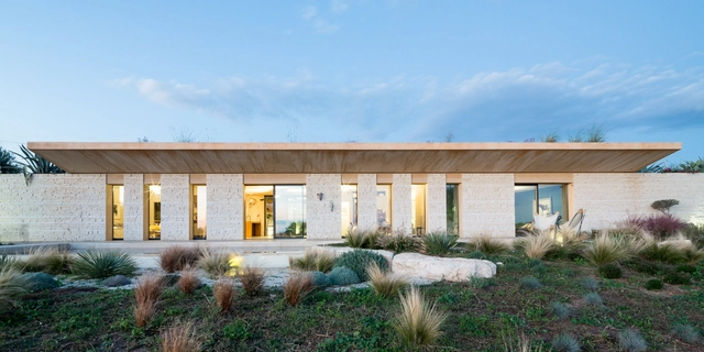 Casa ECS / Giuseppe Gurrieri Studio - Houses, Facade, Door
