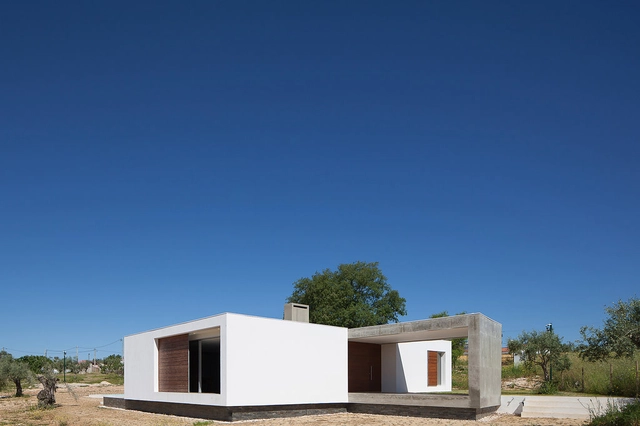Casa do Anel / CSAA - Casas