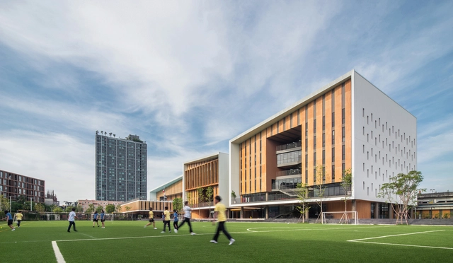 Escola Internacional de Bangkok / Plan Architect - Escola Secundária