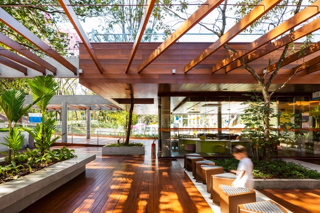 Nova Área de Lazer do Grande Hotel / Levisky Arquitetos | Estratégia Urbana  - Hotéis