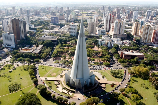 Projeto de lei obriga edificações de Maringá a apresentarem o nome dos arquitetos e urbanistas responsáveis - Imagem de Destaque