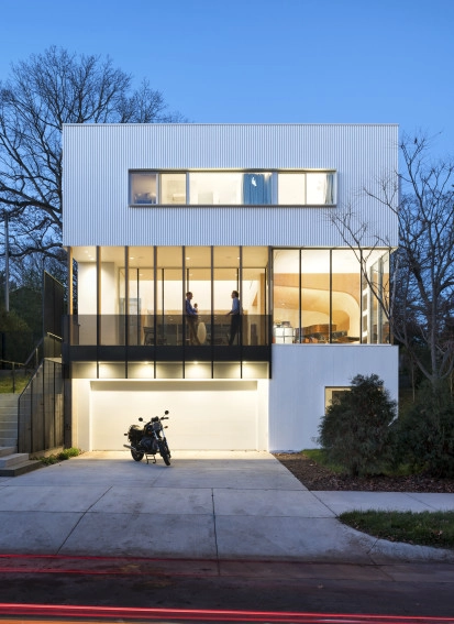 Casa apilada / Lazor / Office - Casas