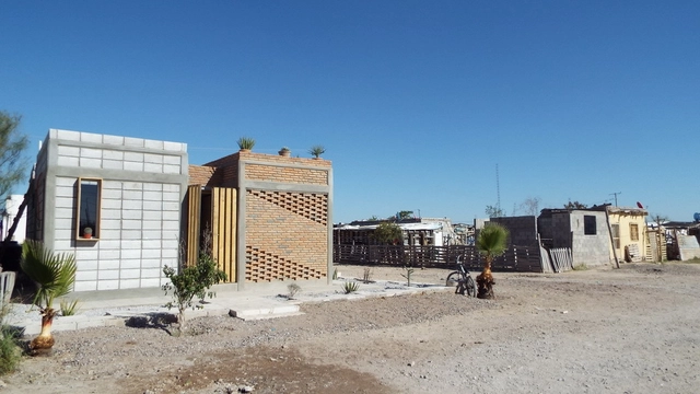 CASA KUALÉ / Antonio Camacho, Ricardo Ortiz, Cristina Treviño, Lilia de la Peña, Amaury Pérez - Vivienda Social, Fachada