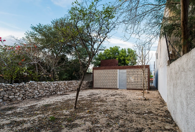 Vivienda Progresiva MZ / TACO taller de arquitectura contextual  - Vivienda Social, Jardín, Fachada, Puerta