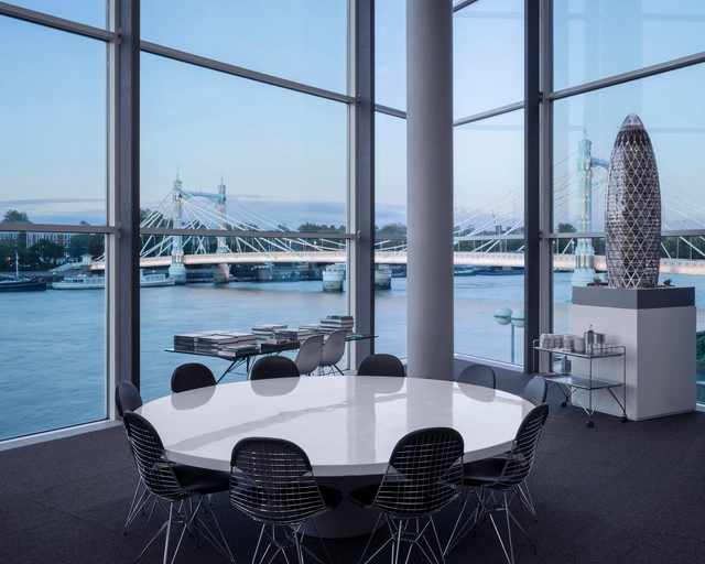 Existe una brecha salarial de género en Foster + Partners (como era de esperarse) - Imagen Principal