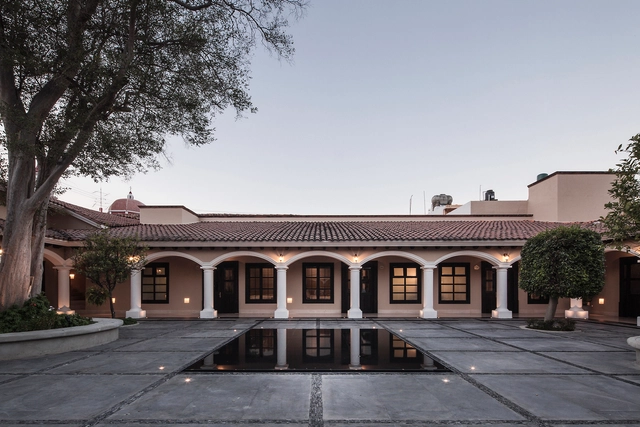 Casa Alquisiras / MSA - Casas, Jardín, Puerta, Fachada