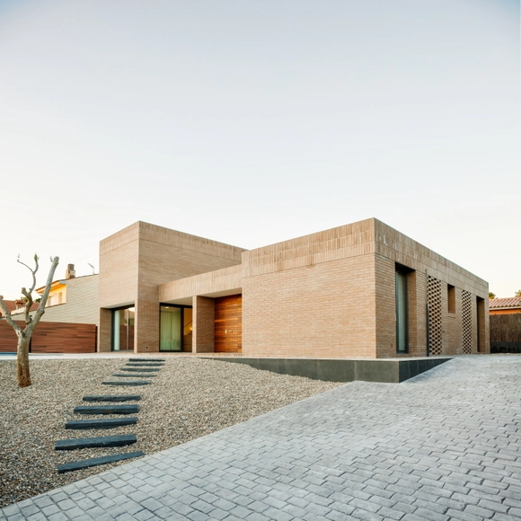 Casa Juani / Pepe Gascón Arquitectura - Casas, Patio interior, Fachada, Puerta