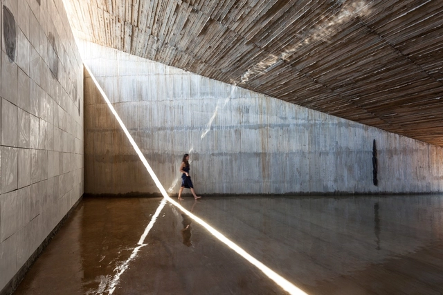 Capela em Bataan do artista suíço Not Vital desafia limites entre arte e arquitetura - Imagem de Destaque