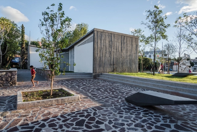 Rehabilitación Parque Hidalgo / Taller5 Arquitectos - Renovación, Jardín, Fachada