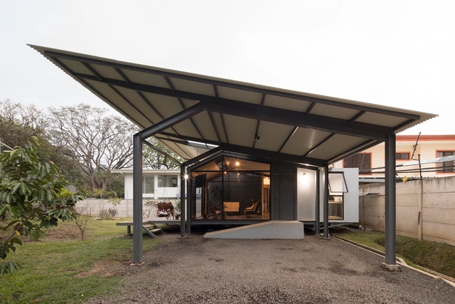 O Celeiro / [Plup!] Studio Costa Rica - Arquitetura Residencial