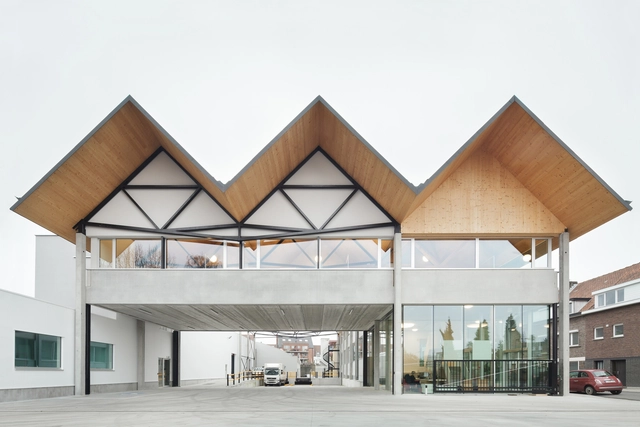 Ryhove Gent / TRANS architectuur I stedenbouw - Arquitectura Industrial
