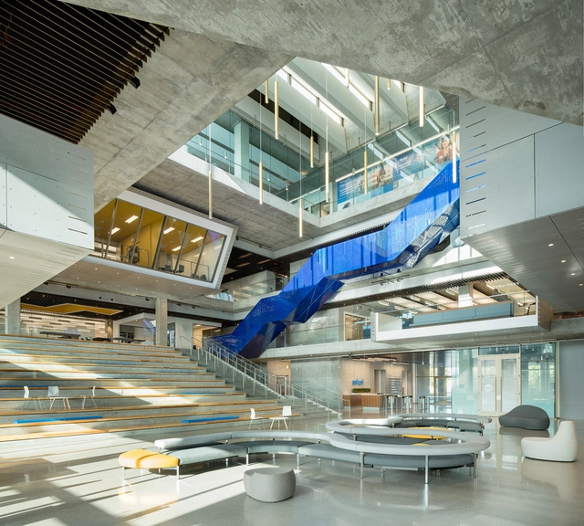MWB 硅谷大厦，灵活建筑形式创造最舒适办公环境 / WRNS Studio + Clive Wilkinson Architects - 公共机构设施
