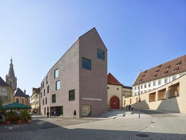 Biblioteca de la Ciudad Rottenburg / harris + kurrle architekten bda - Bibliotecas