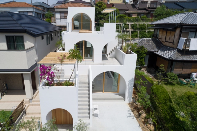 Casa en Tarumi / Tomohiro Hata Architect and Associates - Casas