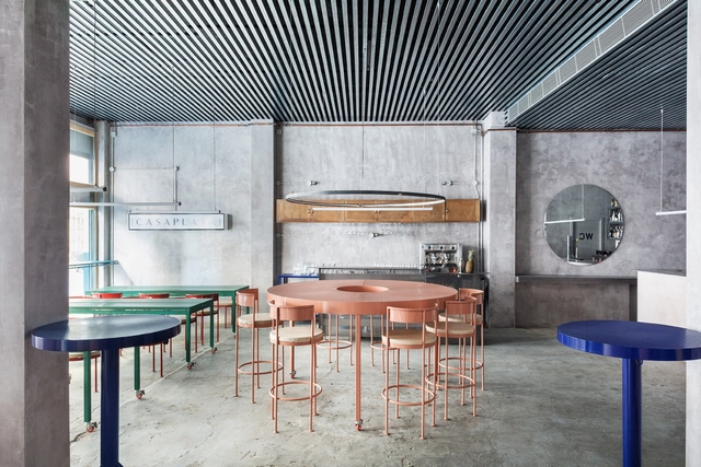 CASAPLATA / Lucas y Hernández-Gil - Interiores De Restaurantes Y Bares, Cocina, Fijación Vigas, Arco, Mesas, Sillas