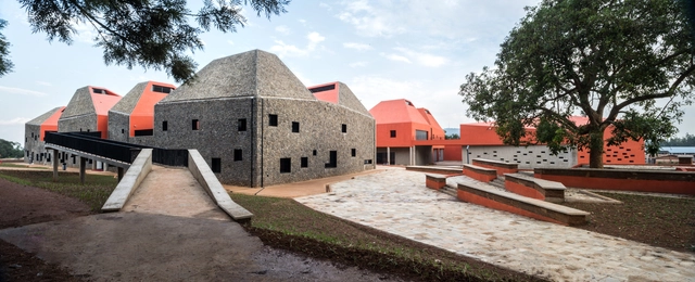 Faculty of Architecture and Environmental Design  / Patrick Schweitzer & Associés - University, Courtyard, Facade
