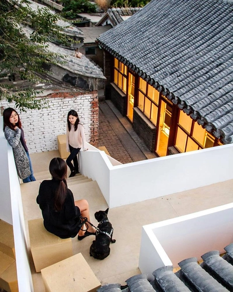 ¿Ser arquitecto o arquitecta y no diseñar edificios? - Arch Daily Interviews