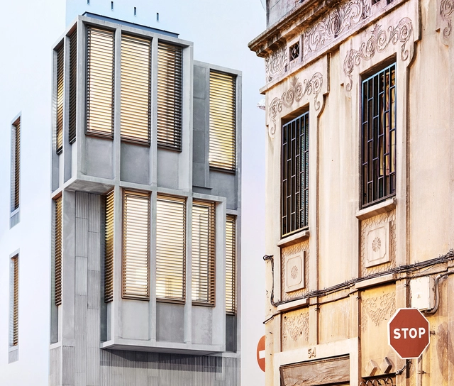 8 Viviendas en Gracia / Raimon Farré Moretó - Vivienda Colectiva