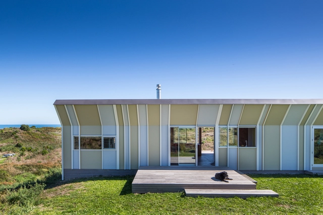 Te Horo Bach / Parsonson Architects - Houses, Garden, Facade