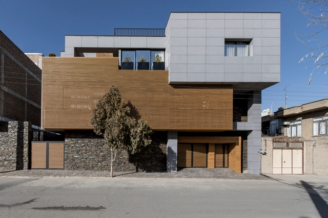 Casa Amini / Shoresh Abed - Casas