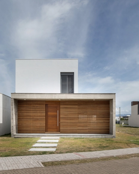 CASA08 / Live Incorporadora - Houses