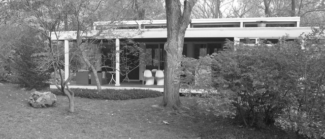 Growing Up in a Glass House: What Is it Like to Be the Daughter of an Uncompromising Modernist Architect? - Featured Image