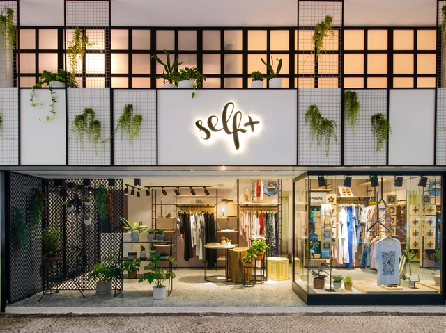 Tienda Self+ / Kube Arquitetura - Showroom
