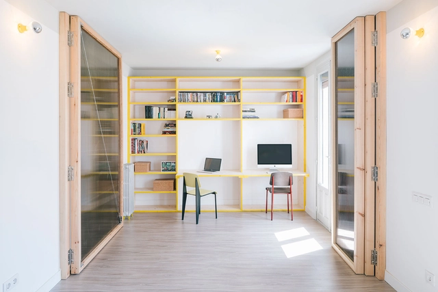 Mi casa y otros animales / igg – office for architecture + TallerDE2 Architects - Apartamentos, Cocina, Puerta, Fachada, Sillas, Mesas