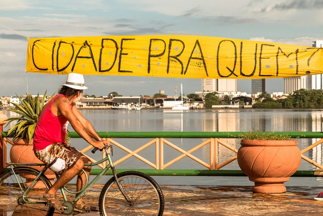O que é direito à cidade? Publicação gratuita apresenta trajetória conceitual do termo - Imagem de Destaque