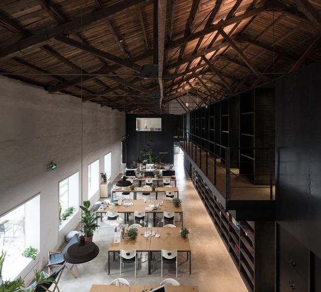 Lens Office / TAO - Trace Architecture Office - Refurbishment, Beam, Table, Chair