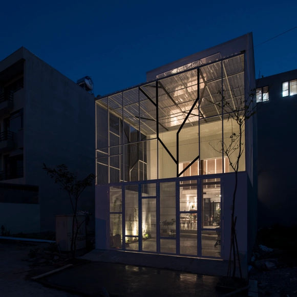 Casa 5x12 / TOOB STUDIO - Casas