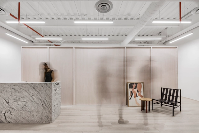 Oficinas São Paulo / Capítulo Dos - Interiores De Oficina, Puerta, Sillas