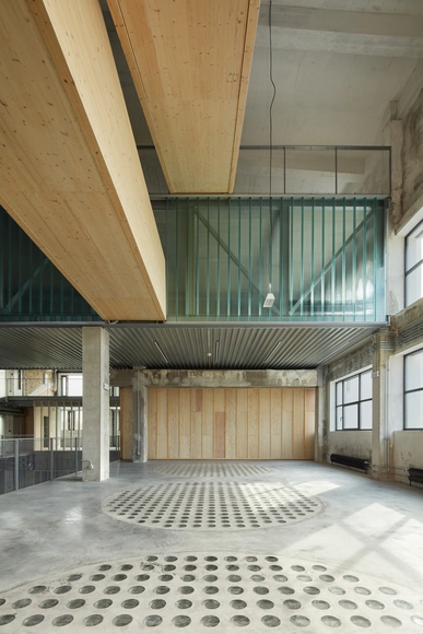 Mlynica / GutGut - Remodelaciones