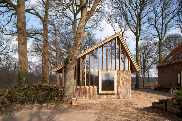 O celeiro de dezesseis carvalhos / HilberinkBosch architects - Casas