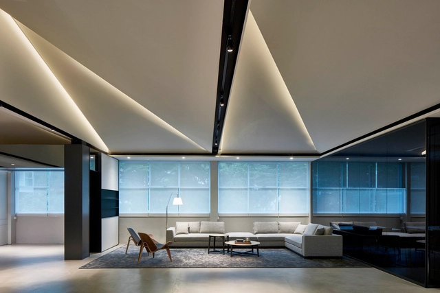 List Sotheby’s Singapore Office / SCDA Architects - Offices Interiors, Kitchen, Beam, Facade, Table, Countertop, Chair