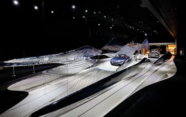 WAY+MAD+BMW 跨界联合，在北京王府井胡同建造“水·云·山”沉浸体验展厅 - 主图