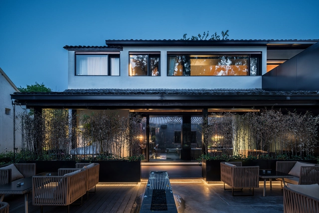 2100 Club / 零壹城市建筑事务所 - 餐饮建筑, 天井, 表皮, 门, 椅子