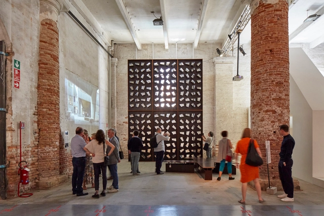'La presencia de la ausencia': Barclay & Crousse en la Muestra Central de la Bienal de Venecia 2018 - Imagen Principal