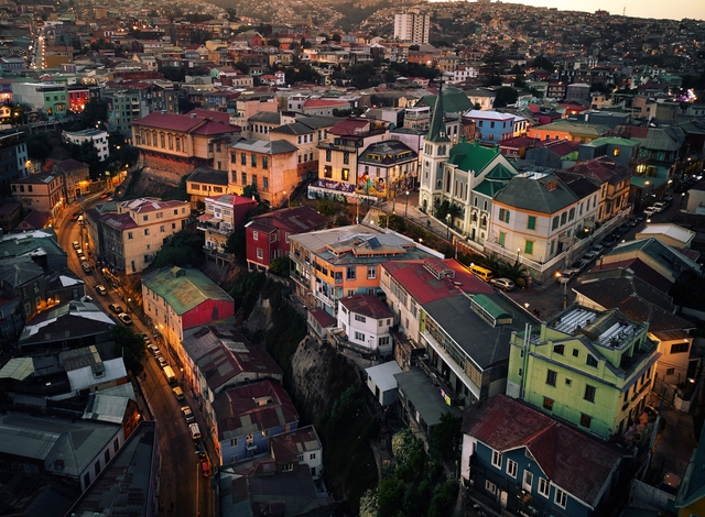 Valparaiso Architecture Guide: Places to Visit in Chile's Jewel of the Pacific - Featured Image