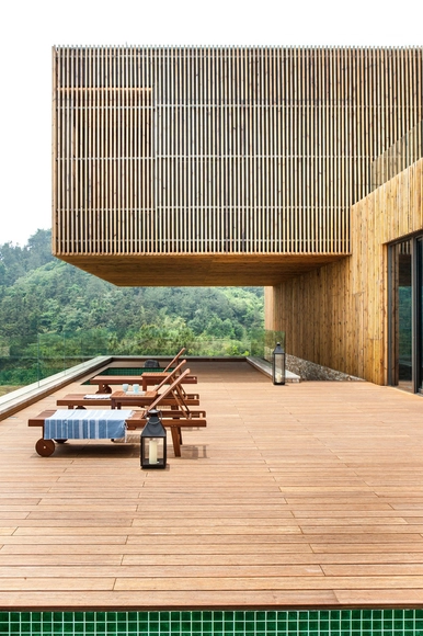 美岕山野温泉度假村 / 荷兰AZ国际建筑事务所 - 酒店