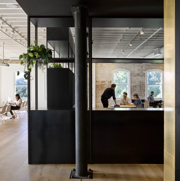 布里斯班工作室 / Cox Architecture - 办公室内设计