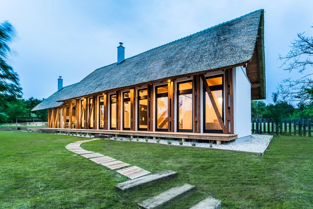 Hostal Portushome / Barna Architects - Casas