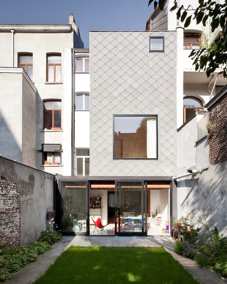 Transformación de una casa adosada en Bruselas / Label architecture - Renovación