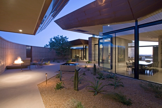 Desert Wing / Kendle Design Collaborative - Houses, Courtyard, Facade, Lighting