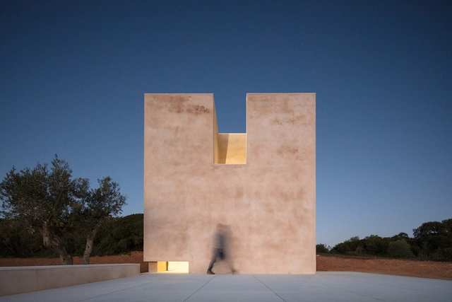 The Capela do Monte Through the Lens of João Morgado - Featured Image