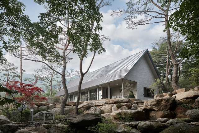 Maison 390 / Le Sixieme - Houses, Garden, Facade, Forest