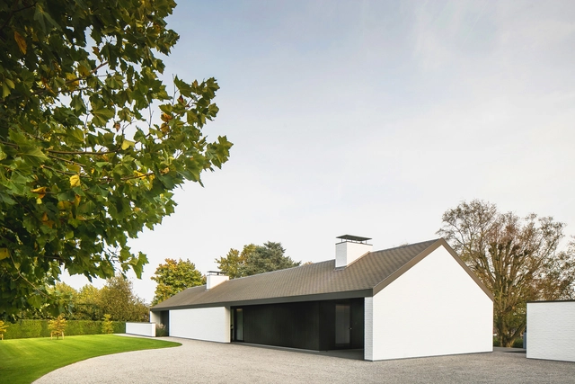 Casa NTT  / Architectuuratelier De Jaeghere - Casas